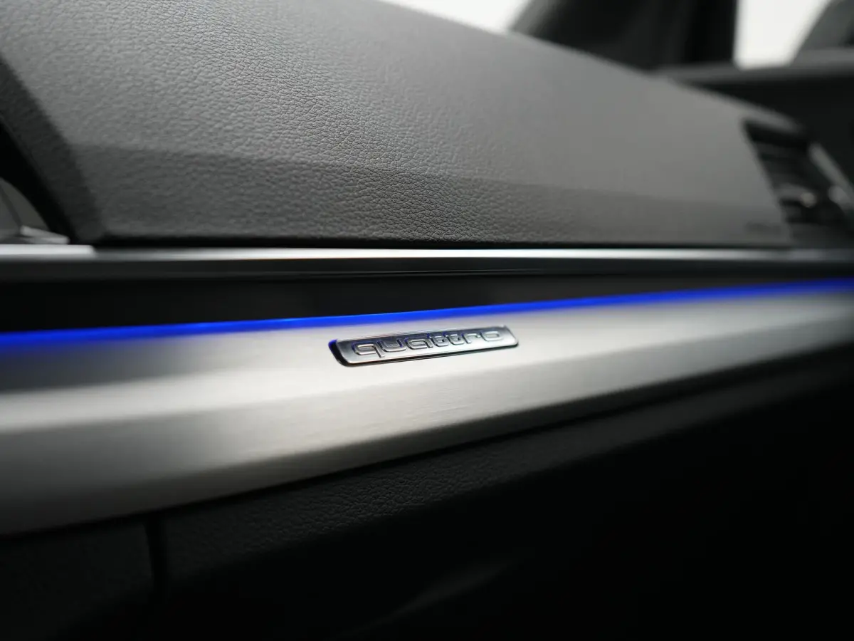 50 TFSI e S Line PHEV 300pk Dealer O.H. | Matrix LED | 360 Camera | Bang & Olufsen Audio | Sfeerverlichting | Keyless | Elektrische Sportstoelen Verwarmd | Navigatie | DAB | Cruise Control |