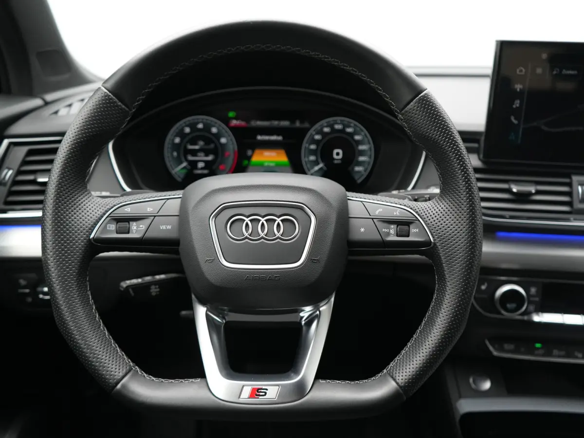 50 TFSI e S Line PHEV 300pk Dealer O.H. | Matrix LED | 360 Camera | Bang & Olufsen Audio | Sfeerverlichting | Keyless | Elektrische Sportstoelen Verwarmd | Navigatie | DAB | Cruise Control |