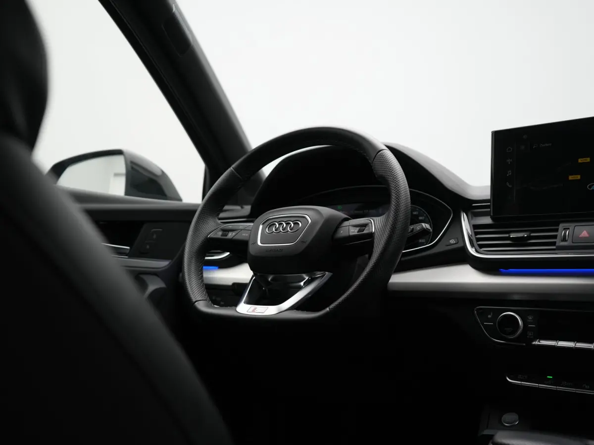 50 TFSI e S Line PHEV 300pk Dealer O.H. | Matrix LED | 360 Camera | Bang & Olufsen Audio | Sfeerverlichting | Keyless | Elektrische Sportstoelen Verwarmd | Navigatie | DAB | Cruise Control |