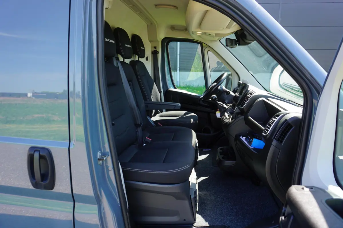 35 2.2 MultiJet L2H2 Nieuw dashboard |140 pk |Topstaat |BPM voordeel |Lanzarotte grijs |Trekhaak |Digitaal dashboard |10" navigatiesysteem |Carplay |Digitale achteruitkijkspiegel