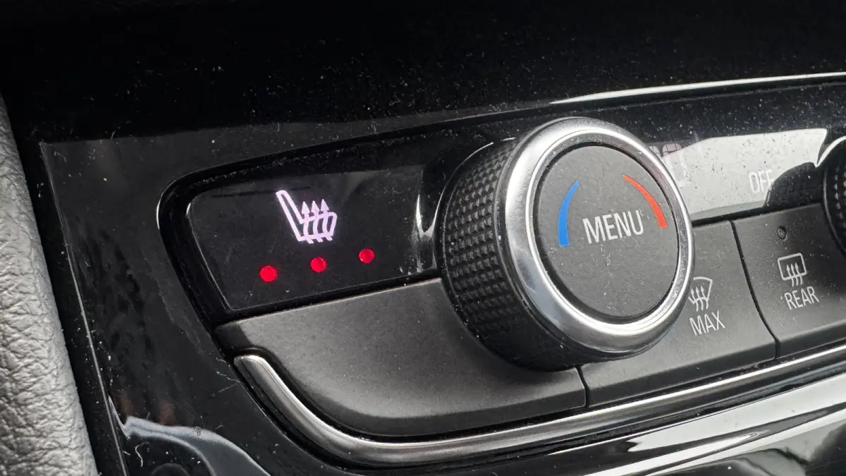 1.2 TURBO 130PK LEVEL 4 GS AUTOMAAT / NAVI / LEDER / CLIMA / LED / PDC / AGR / 18" LMV / CAMERA / WINTERPAKKET / BLUETOOTH / CRUISECONTROL / 1E EIGENAAR / NIEUWSTAAT !!