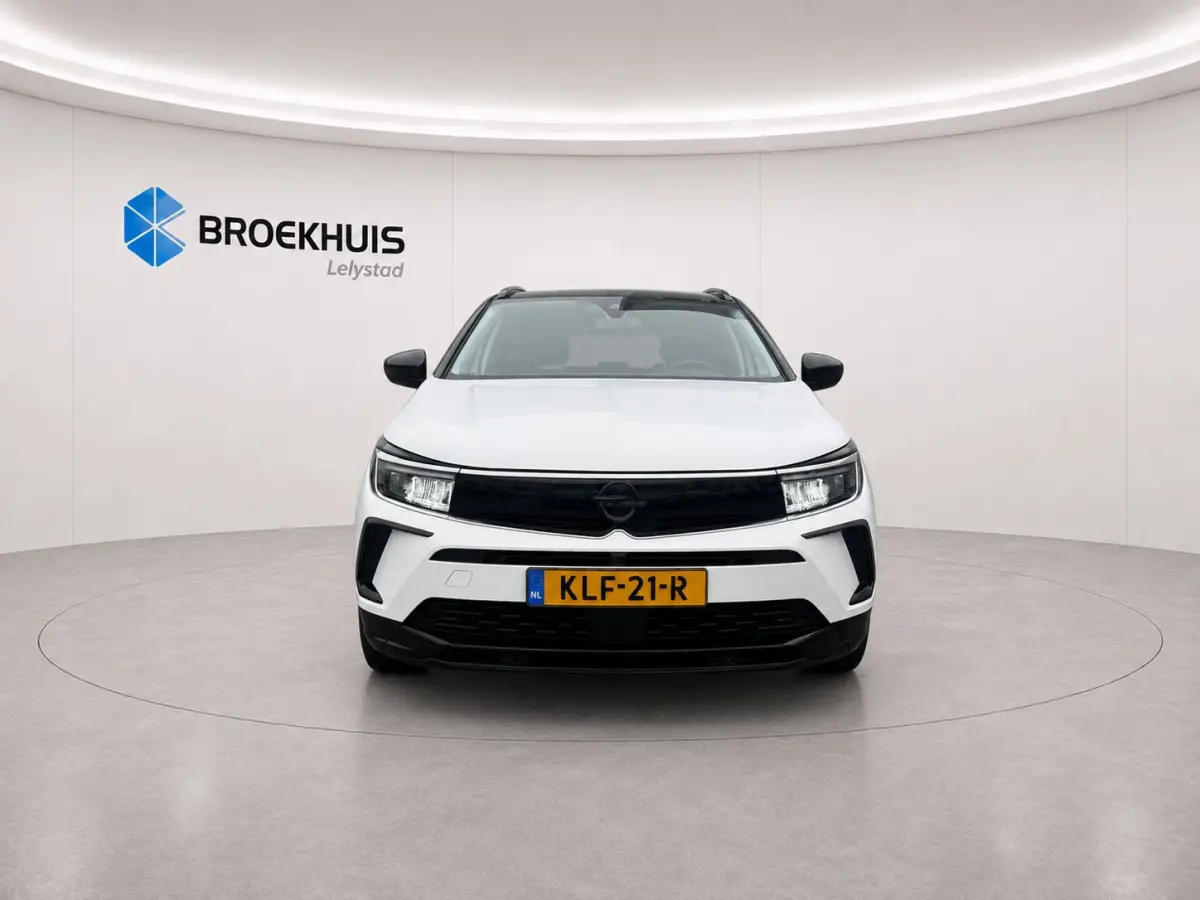 1.2 TURBO 130PK LEVEL 4 GS AUTOMAAT / NAVI / LEDER / CLIMA / LED / PDC / AGR / 18" LMV / CAMERA / WINTERPAKKET / BLUETOOTH / CRUISECONTROL / 1E EIGENAAR / NIEUWSTAAT !!