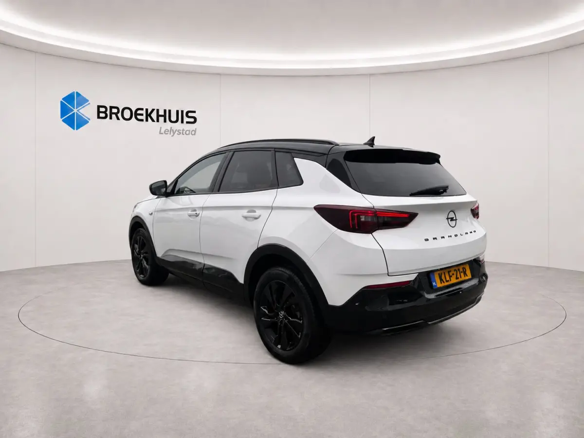 1.2 TURBO 130PK LEVEL 4 GS AUTOMAAT / NAVI / LEDER / CLIMA / LED / PDC / AGR / 18" LMV / CAMERA / WINTERPAKKET / BLUETOOTH / CRUISECONTROL / 1E EIGENAAR / NIEUWSTAAT !!