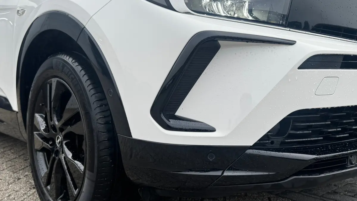 1.2 TURBO 130PK LEVEL 4 GS AUTOMAAT / NAVI / LEDER / CLIMA / LED / PDC / AGR / 18" LMV / CAMERA / WINTERPAKKET / BLUETOOTH / CRUISECONTROL / 1E EIGENAAR / NIEUWSTAAT !!