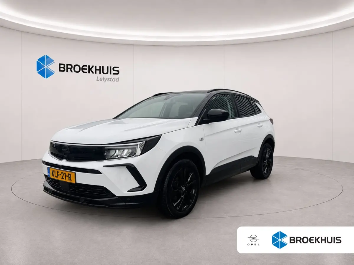 1.2 TURBO 130PK LEVEL 4 GS AUTOMAAT / NAVI / LEDER / CLIMA / LED / PDC / AGR / 18" LMV / CAMERA / WINTERPAKKET / BLUETOOTH / CRUISECONTROL / 1E EIGENAAR / NIEUWSTAAT !!