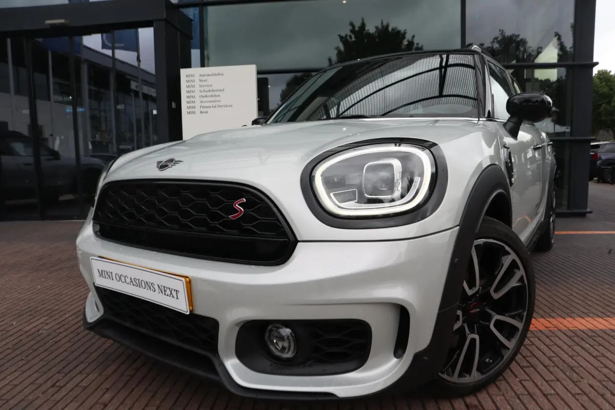 Cooper S | Leder | Achteruitrijcamera | Comfort Acces | Harman Kardon | Panoramadak | Head-Up Display | Adaptive Cruise Control