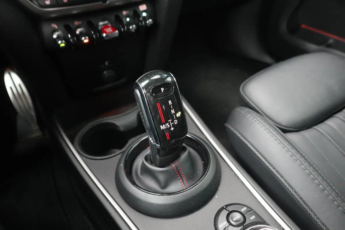 Cooper S | Leder | Achteruitrijcamera | Comfort Acces | Harman Kardon | Panoramadak | Head-Up Display | Adaptive Cruise Control