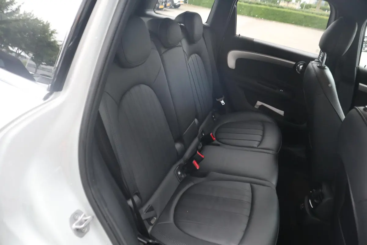Cooper S | Leder | Achteruitrijcamera | Comfort Acces | Harman Kardon | Panoramadak | Head-Up Display | Adaptive Cruise Control