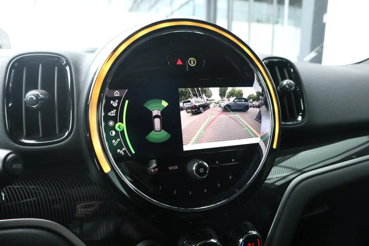Cooper S | Leder | Achteruitrijcamera | Comfort Acces | Harman Kardon | Panoramadak | Head-Up Display | Adaptive Cruise Control