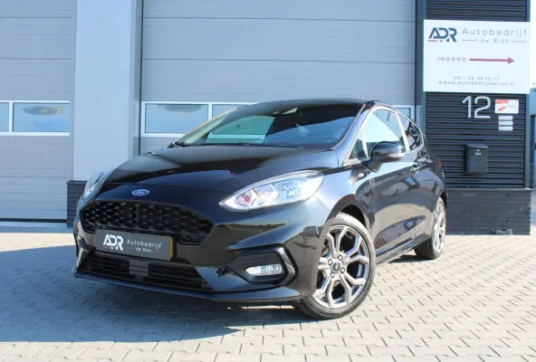 ST-LINE/17''LM/PDC ACHTER/NAVI/APPLECARPLAY/STOELVER/VOLL