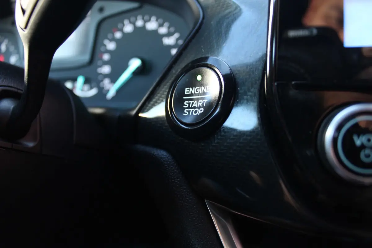 ST-LINE/17''LM/PDC ACHTER/NAVI/APPLECARPLAY/STOELVER/VOLL