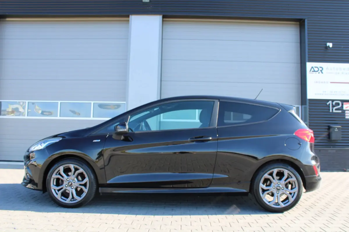 ST-LINE/17''LM/PDC ACHTER/NAVI/APPLECARPLAY/STOELVER/VOLL