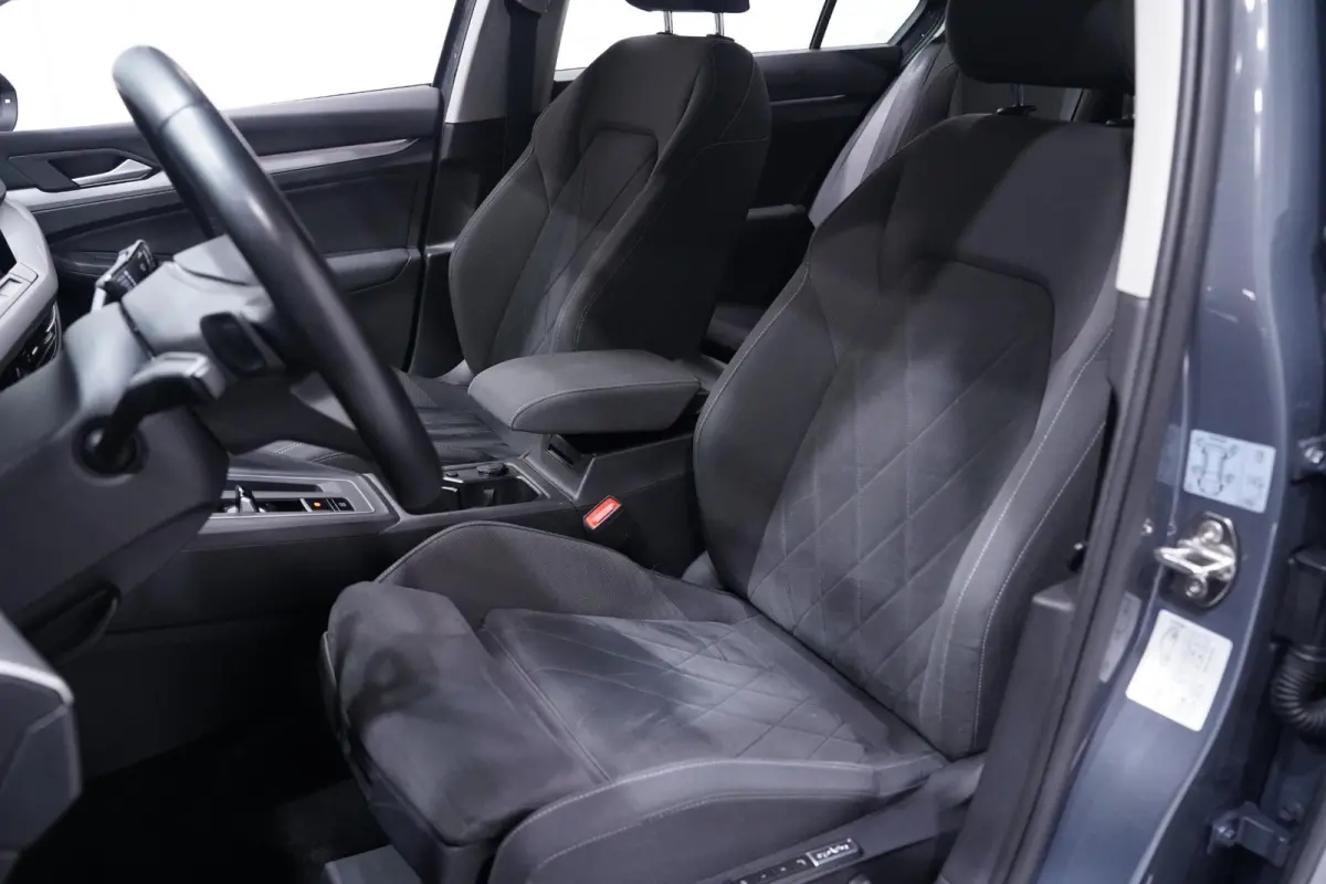 1.0 eTSI Life Business Apple Carplay Camera ACC Navi Massagestoel 1e Eigenaar NAP Led koplampen