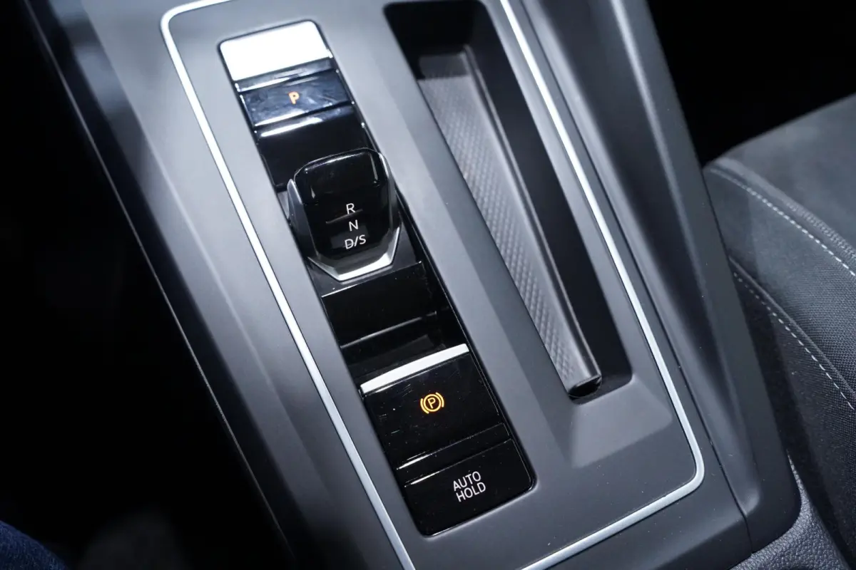 1.0 eTSI Life Business Apple Carplay Camera ACC Navi Massagestoel 1e Eigenaar NAP Led koplampen