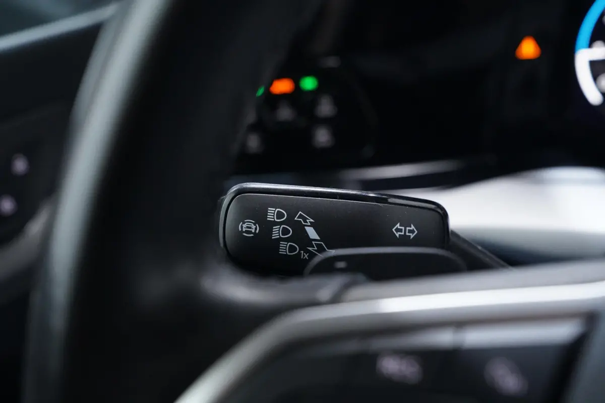1.0 eTSI Life Business Apple Carplay Camera ACC Navi Massagestoel 1e Eigenaar NAP Led koplampen