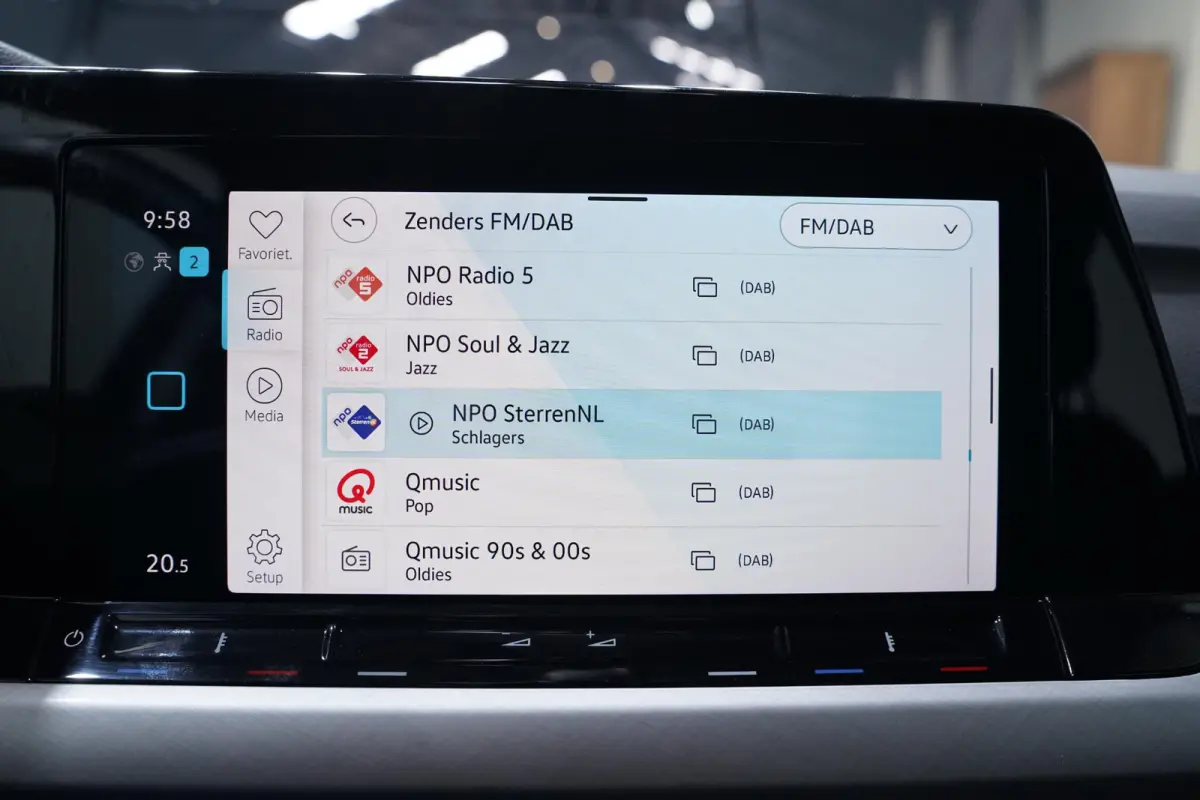 1.0 eTSI Life Business Apple Carplay Camera ACC Navi Massagestoel 1e Eigenaar NAP Led koplampen
