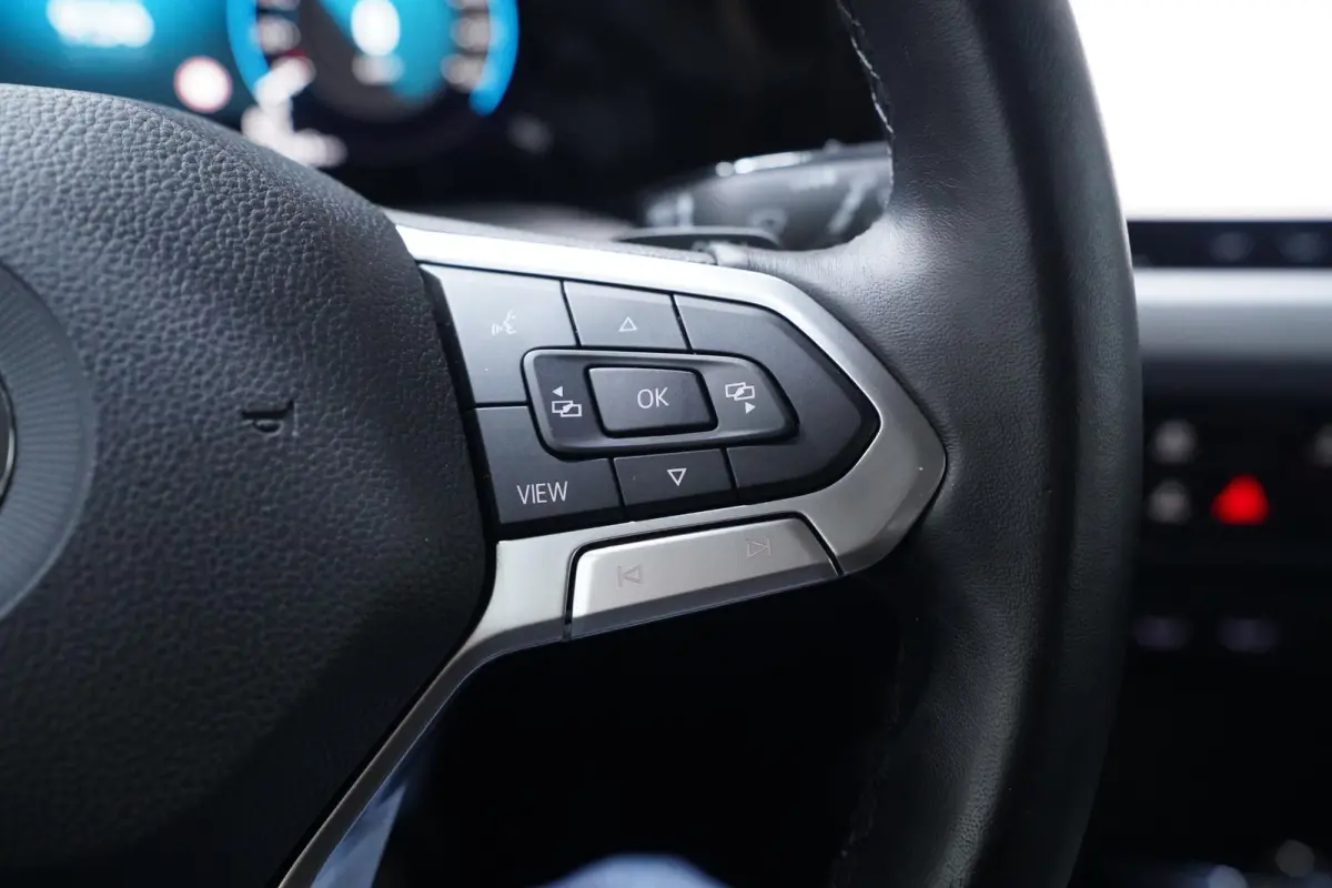 1.0 eTSI Life Business Apple Carplay Camera ACC Navi Massagestoel 1e Eigenaar NAP Led koplampen