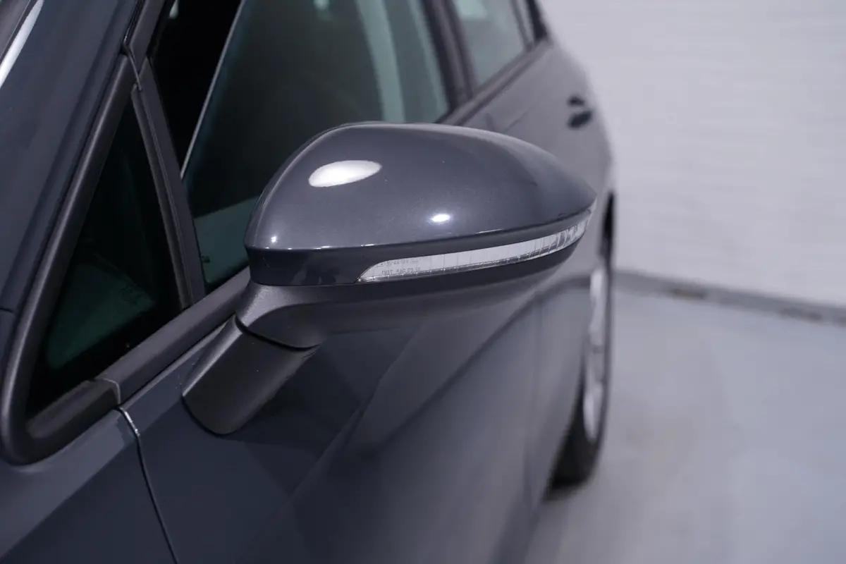 1.0 eTSI Life Business Apple Carplay Camera ACC Navi Massagestoel 1e Eigenaar NAP Led koplampen