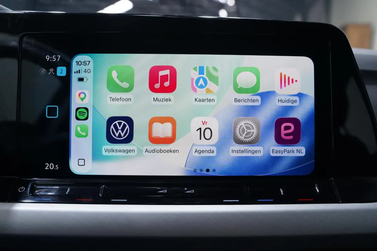 1.0 eTSI Life Business Apple Carplay Camera ACC Navi Massagestoel 1e Eigenaar NAP Led koplampen
