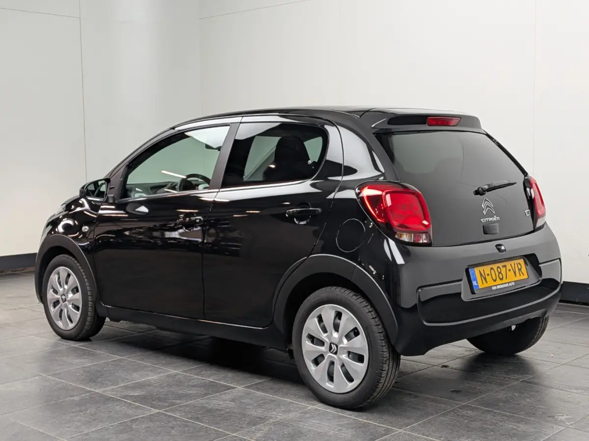 1.0 VTi Millenium Airco | ApplecarPlay/ Android Auto | DAB | Leuke Auto ! |