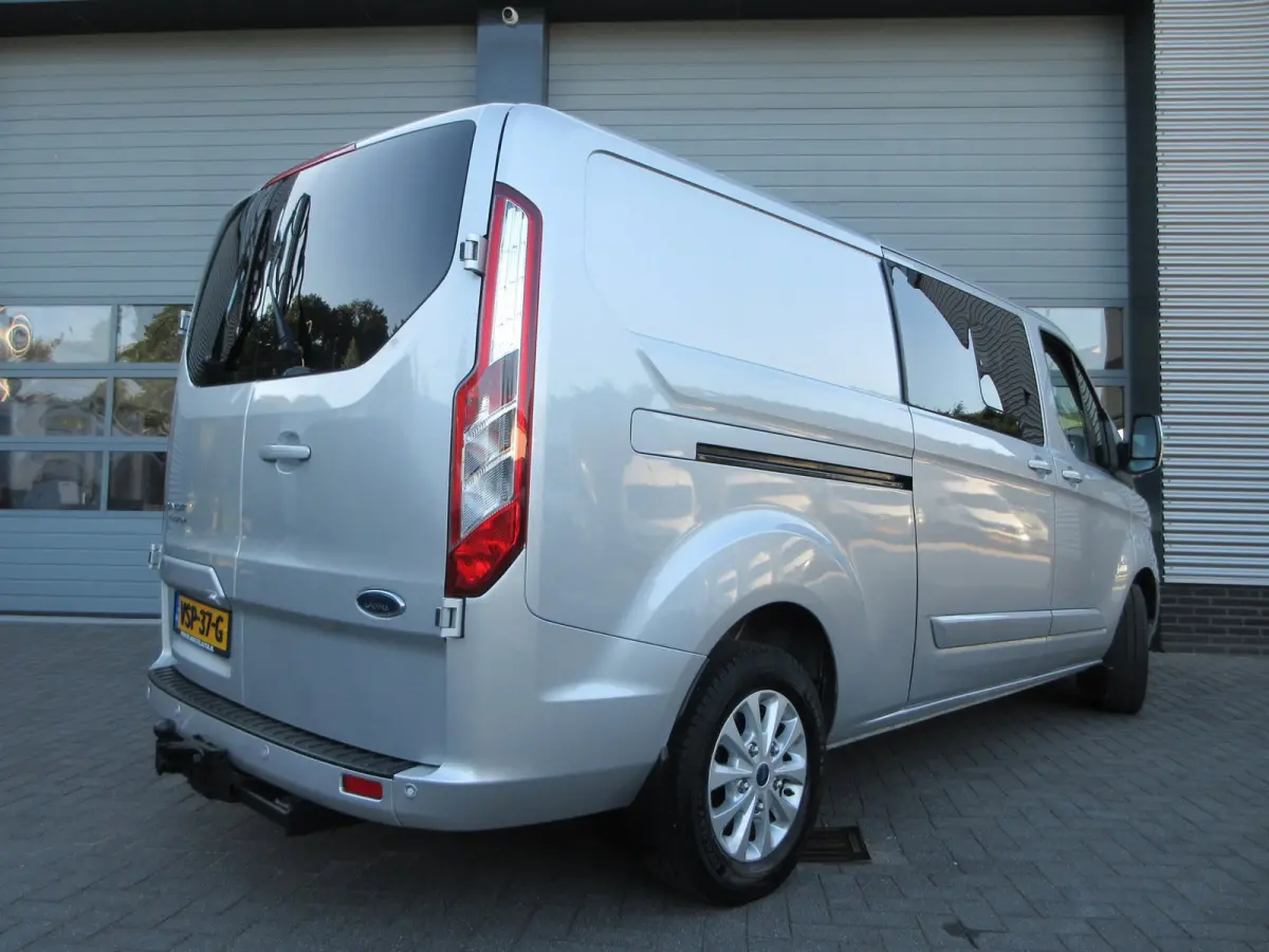 320 2.0 TDCI L2, Limited, DC, Dubbel Cabine, LED, 2x schuifdeur, Camera.