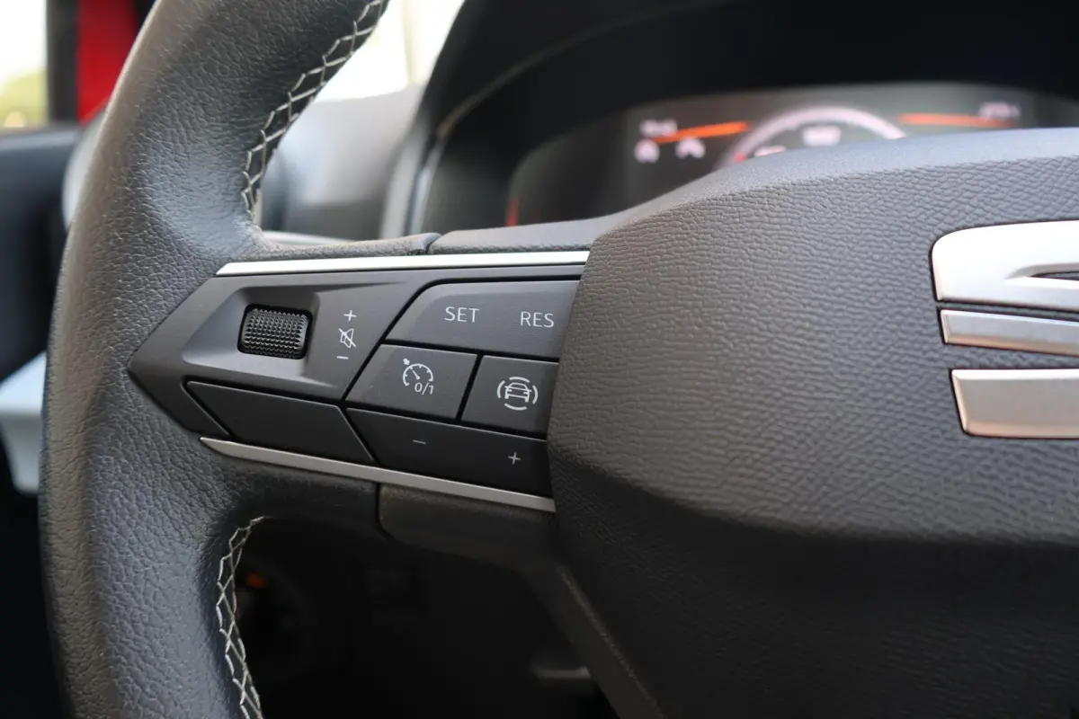 1.0 EcoTSI 95pk Style | PDC | Cruise Control | Apple Carplay