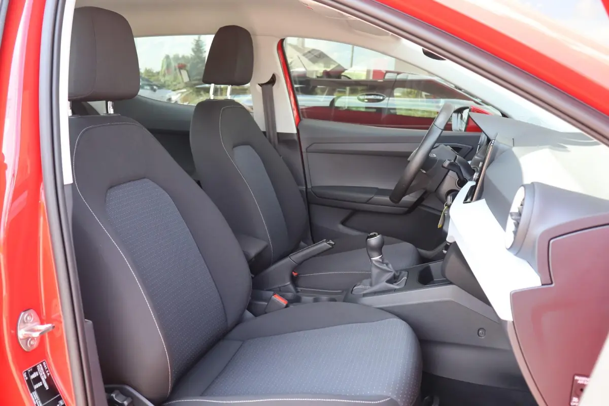1.0 EcoTSI 95pk Style | PDC | Cruise Control | Apple Carplay