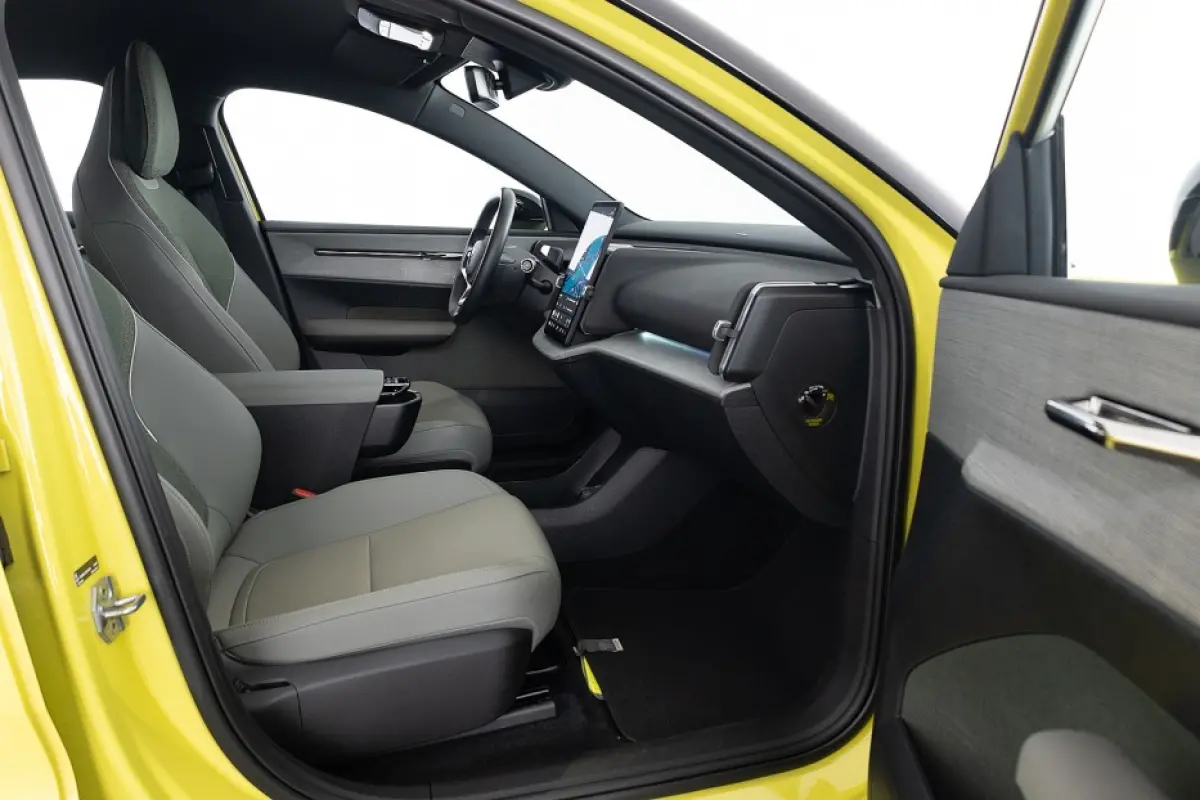 Single Motor Extended Range Plus 69 kWh | harman/kardon | Trekhaak ✅ 1e Eigenaar | SOH 96,7%