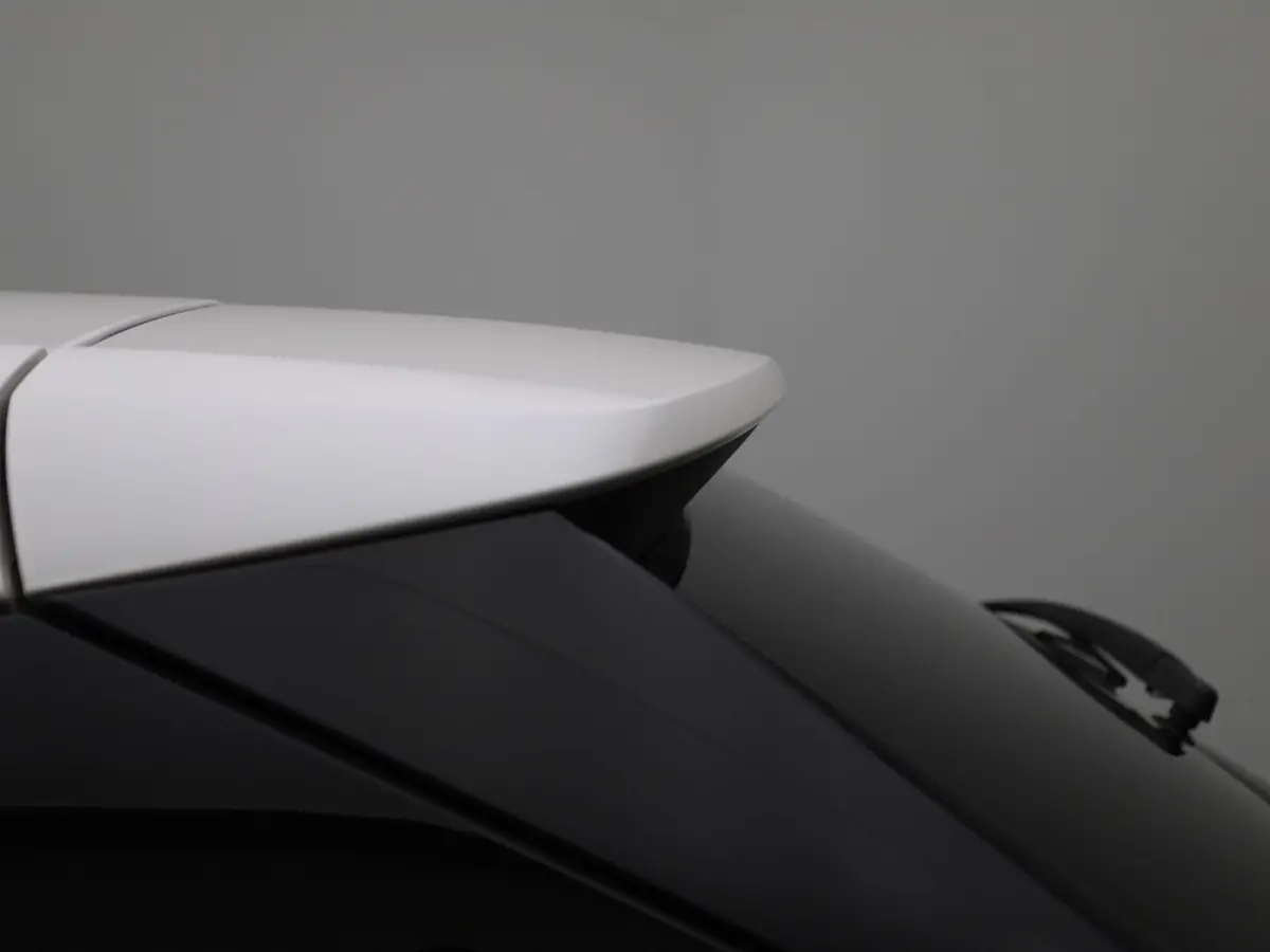 1.2 Puretech 96kW S&S Allure | Apple Carplay / Android Auto | Parkeersensoren | Achteruitrijcamera | Cruise Control |