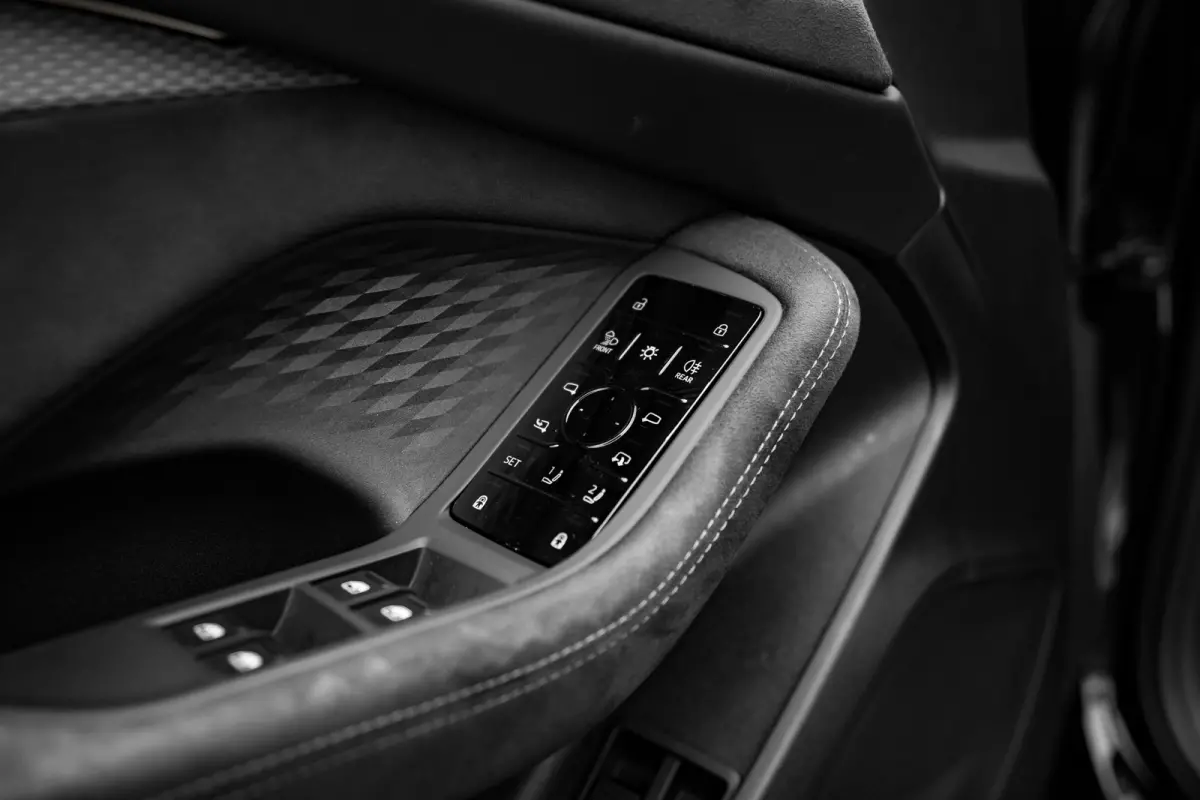 Avant 367pk Quattro S edition Competition | Panoramadak | Trekhaak | S-Sportstoel | Passenger Display |