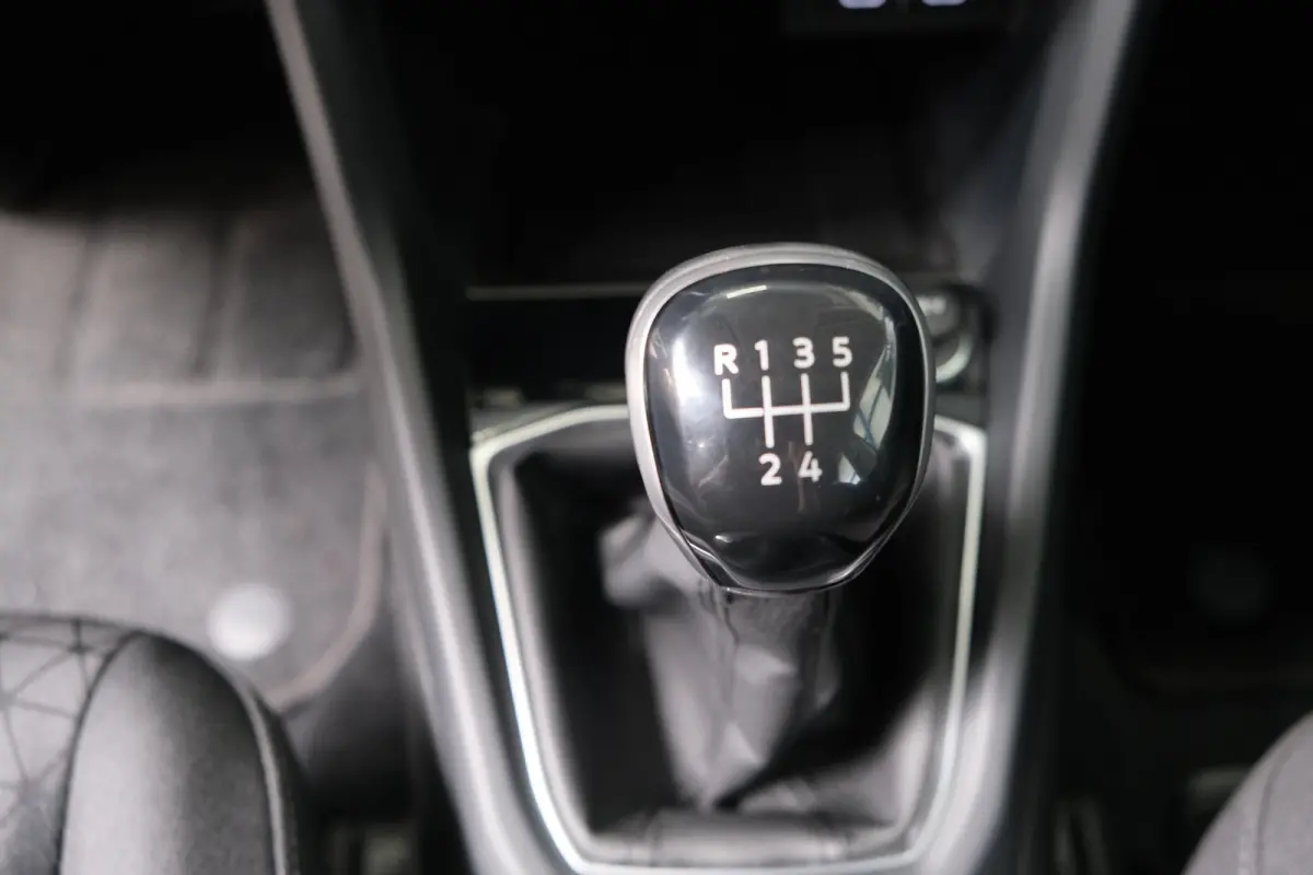 1.0 TSI Life - N.A.P. Airco, Cruise, Navi, Camera, Carplay.
