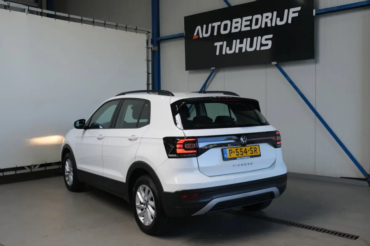 1.0 TSI Life - N.A.P. Airco, Cruise, Navi, Camera, Carplay.