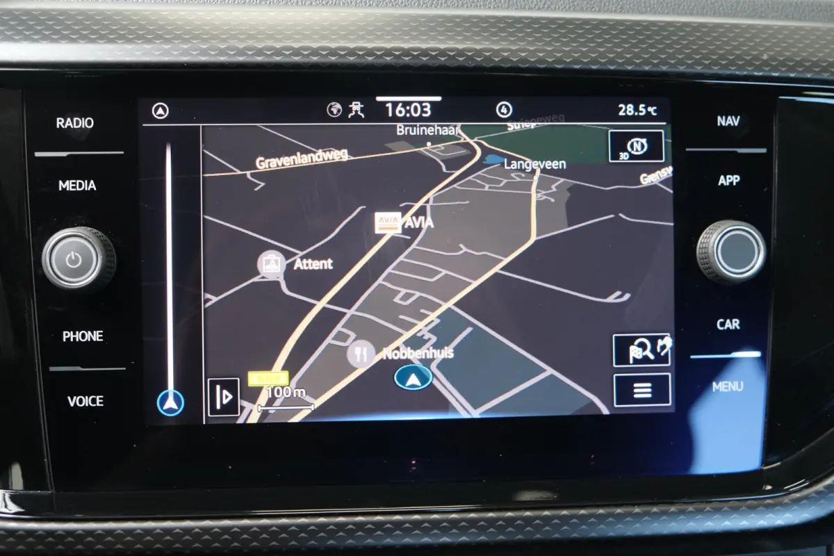 1.0 TSI Life - N.A.P. Airco, Cruise, Navi, Camera, Carplay.