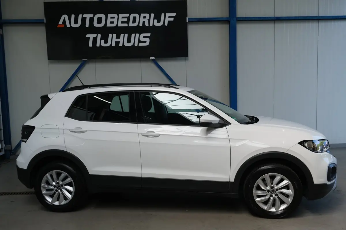 1.0 TSI Life - N.A.P. Airco, Cruise, Navi, Camera, Carplay.