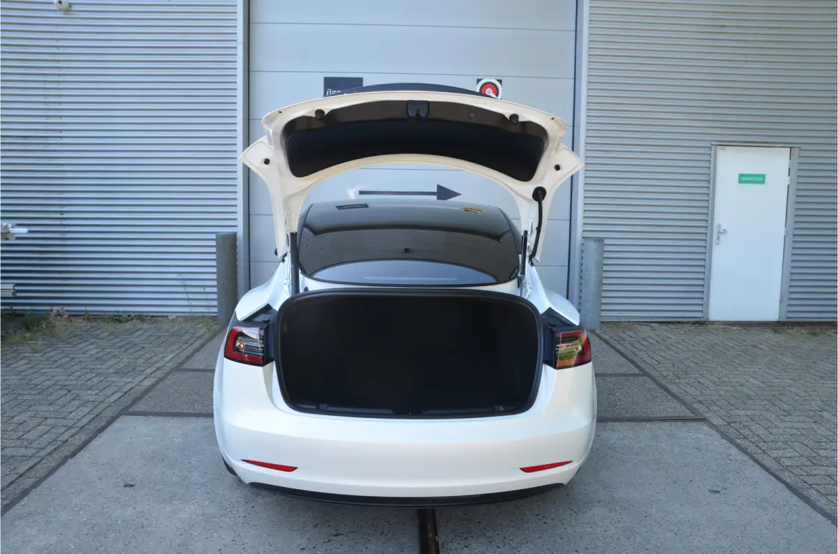 Performance AWD 75 kWh AutoPilot3.0 Ryzen