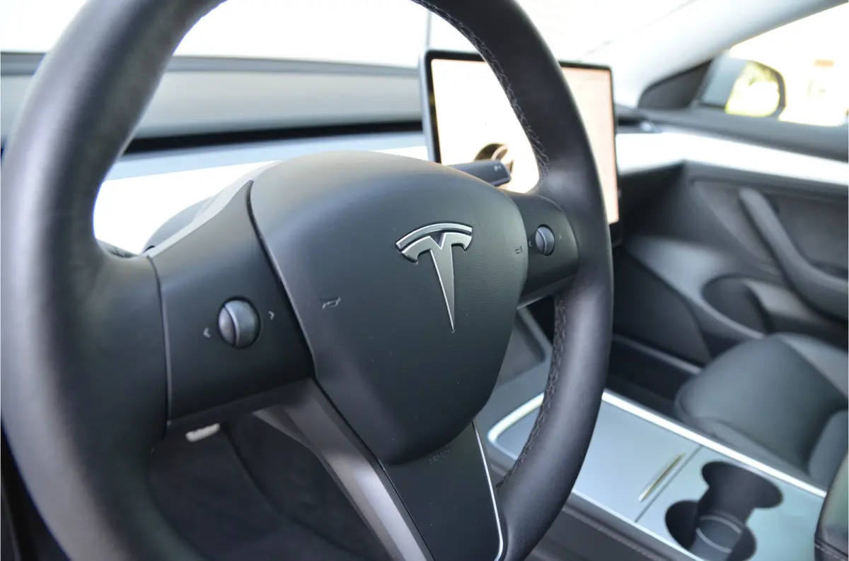Performance AWD 75 kWh AutoPilot3.0 Ryzen