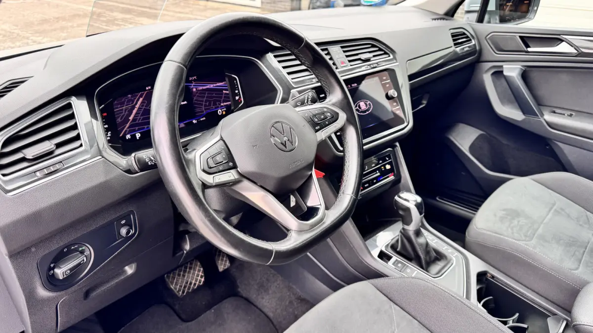 1.5 TSI R-Line Business+ DSG Panoramadak | HUD | Navi