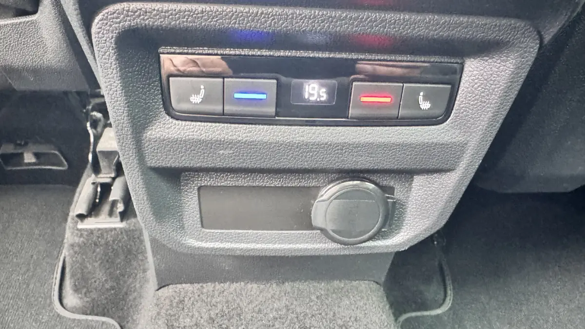 1.5 TSI R-Line Business+ DSG Panoramadak | HUD | Navi