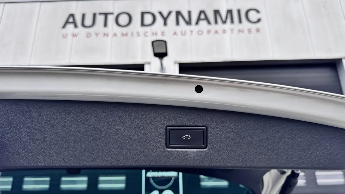 1.5 TSI R-Line Business+ DSG Panoramadak | HUD | Navi