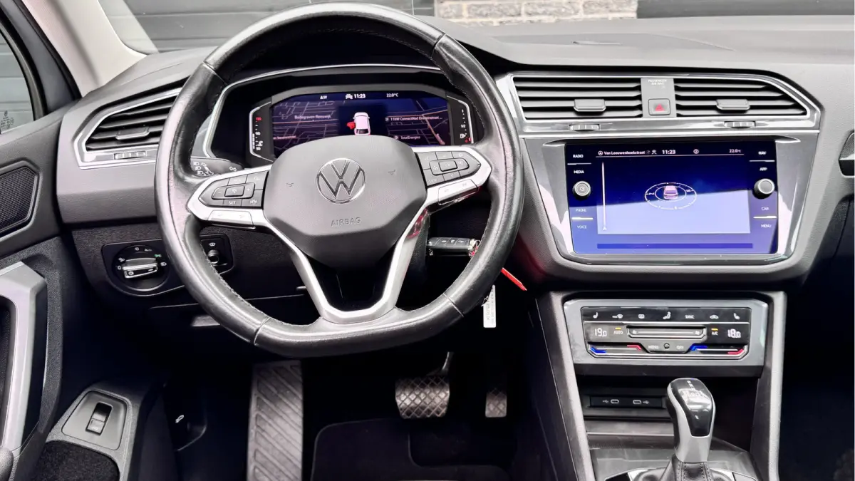 1.5 TSI R-Line Business+ DSG Panoramadak | HUD | Navi