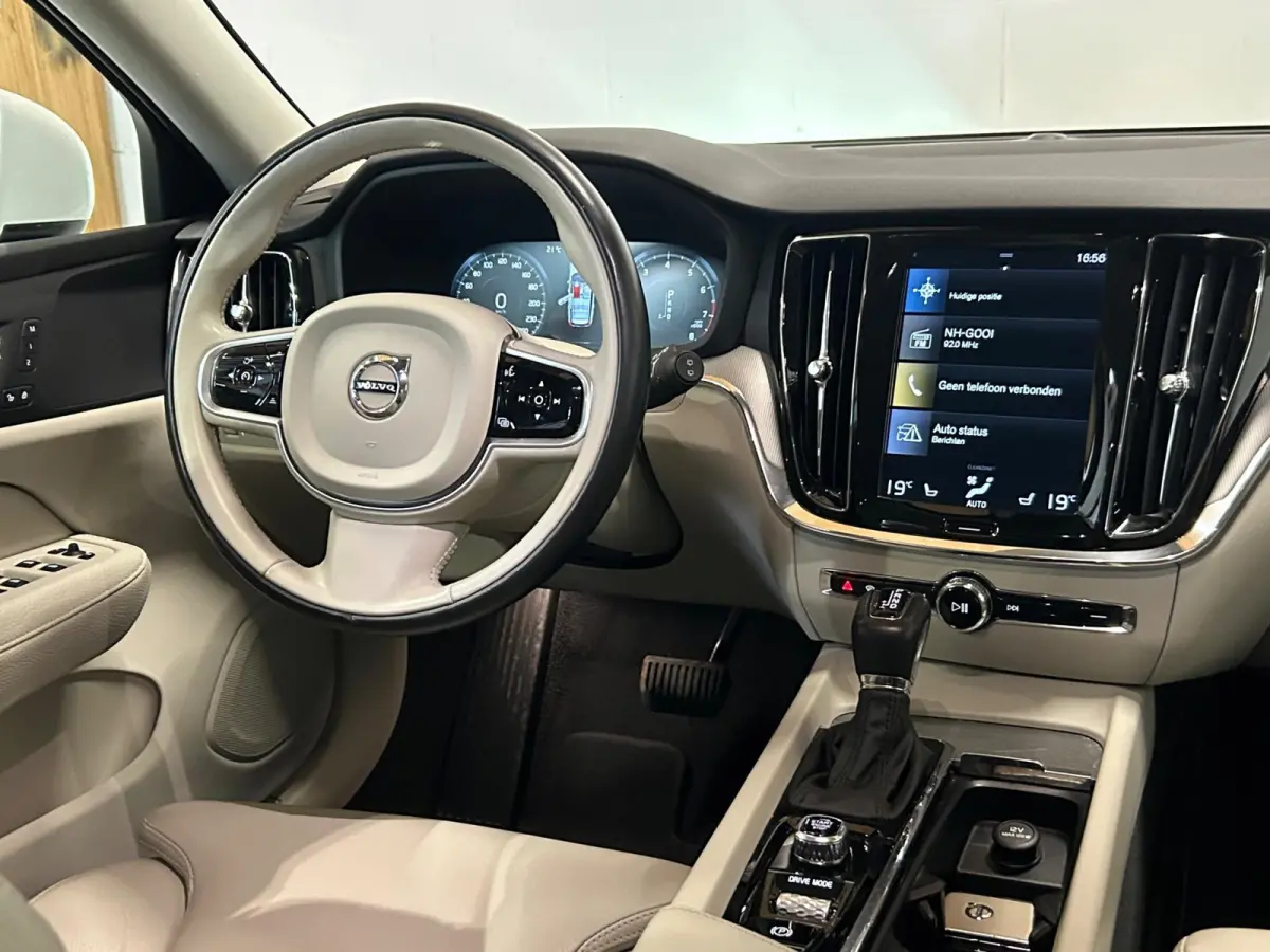 2.0 T5 Inscription - Keyless - Memory - Carplay