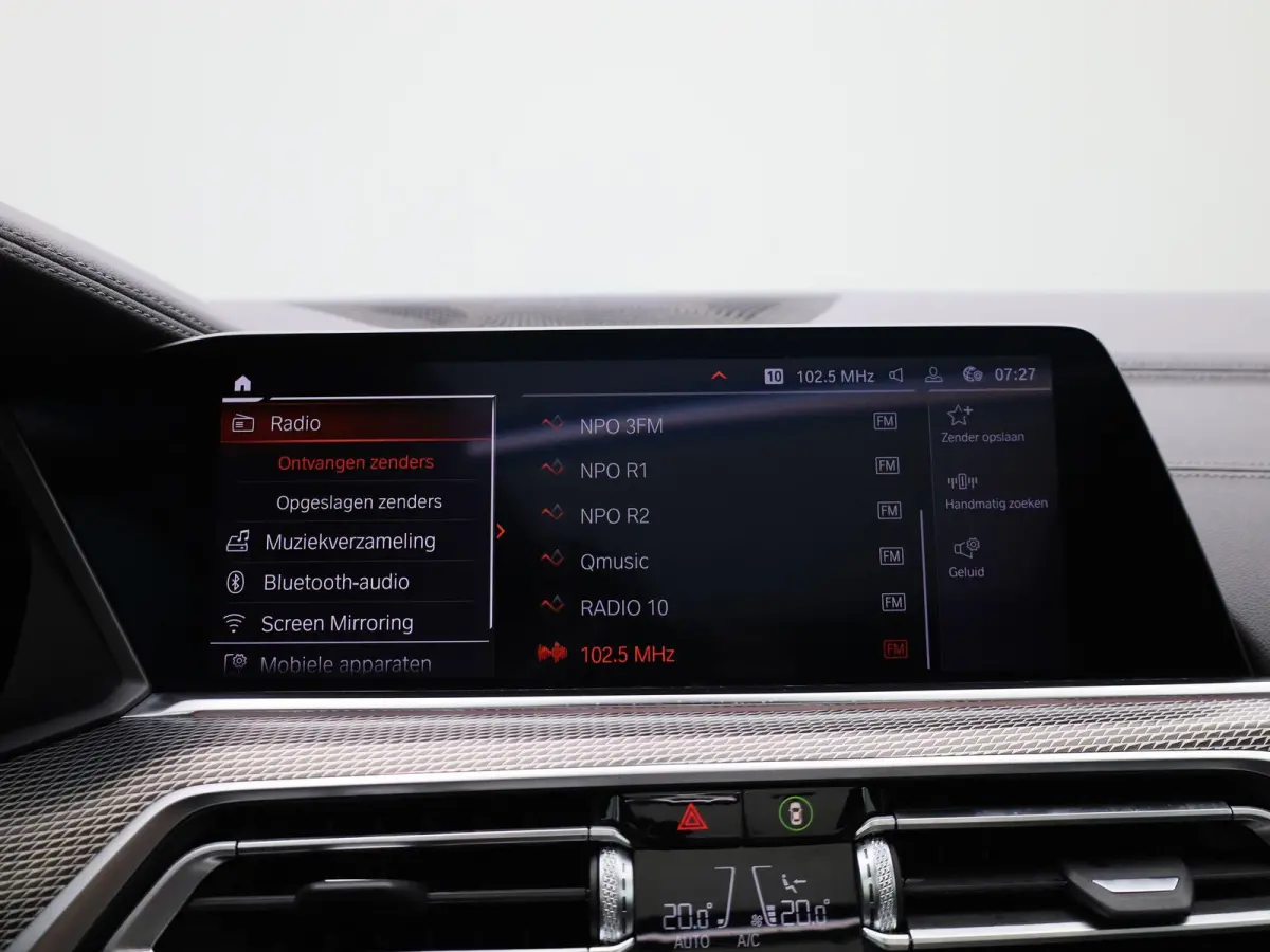 xDrive30d (195 kW) | Harman Kardon Surround Sound System | Shadow Line | Active Cruise Control met Stop&Go functie | HUD | LED Koplampen |  Panoramisch schuifdak | M Sport remmen |