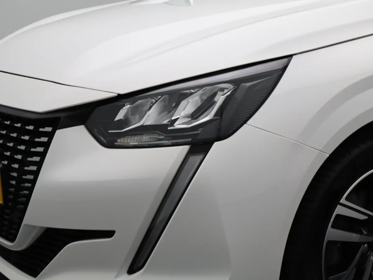 1.2 PureRech Allure | Achteruitrijcamera | Panoramadak | Cruise Control | Apple Carplay/Android Auto