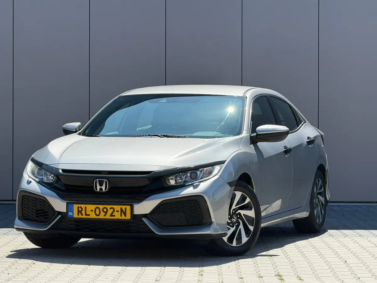 1.0 i-VTEC Comfort | Lunar Silver Metallic | Sportief | Trekhaak | Topstaat