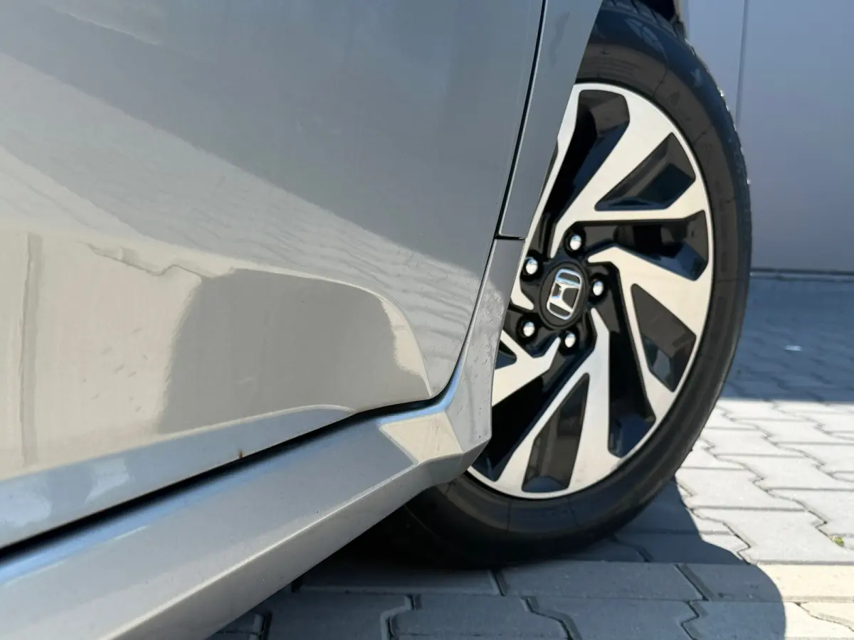 1.0 i-VTEC Comfort | Lunar Silver Metallic | Sportief | Trekhaak | Topstaat