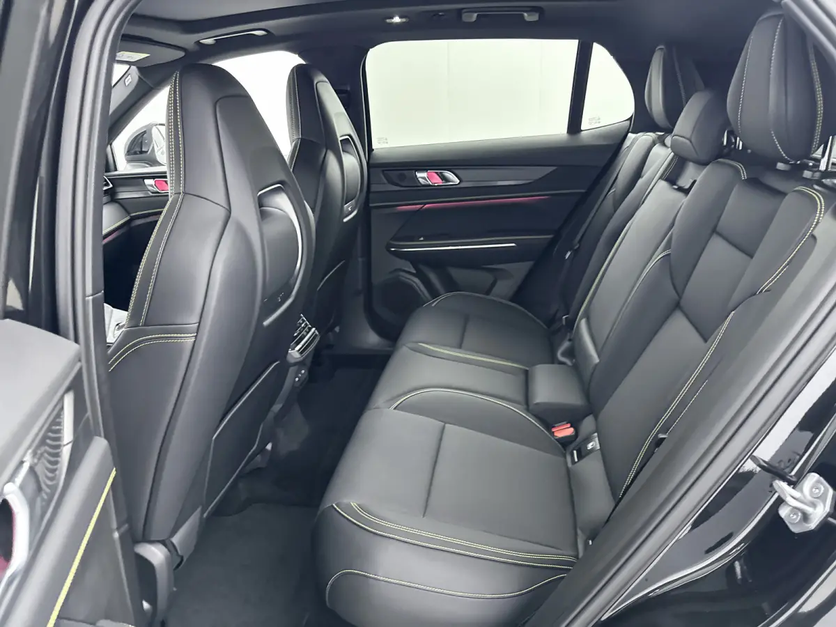 More | 20" | Panoramadak | Infinity Audio | 360 Camera | Adaptieve cruise | BLIS | Stoel/stuurverwarming | Full LED