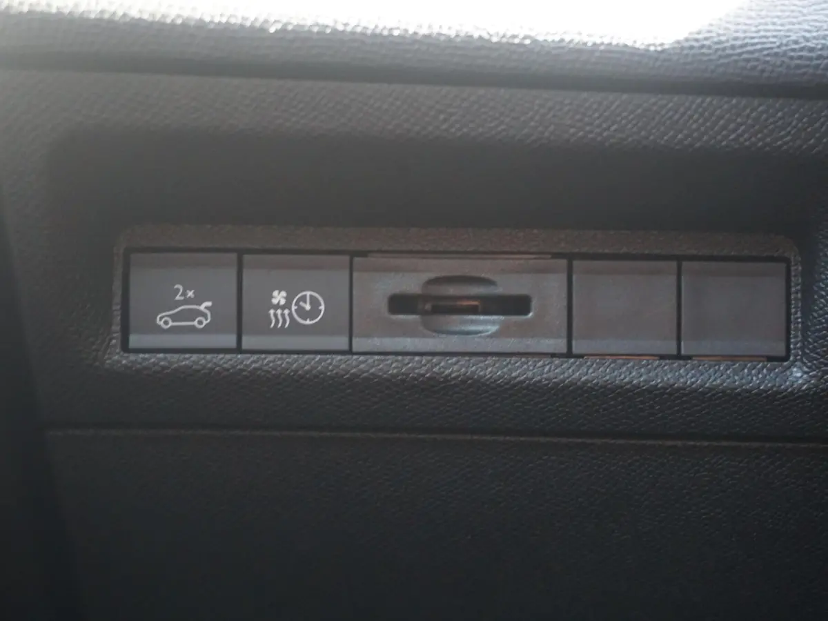 GT Avantage EV 54 kWh Elektrische achterklep l adaptief cruise control l 360 camera
