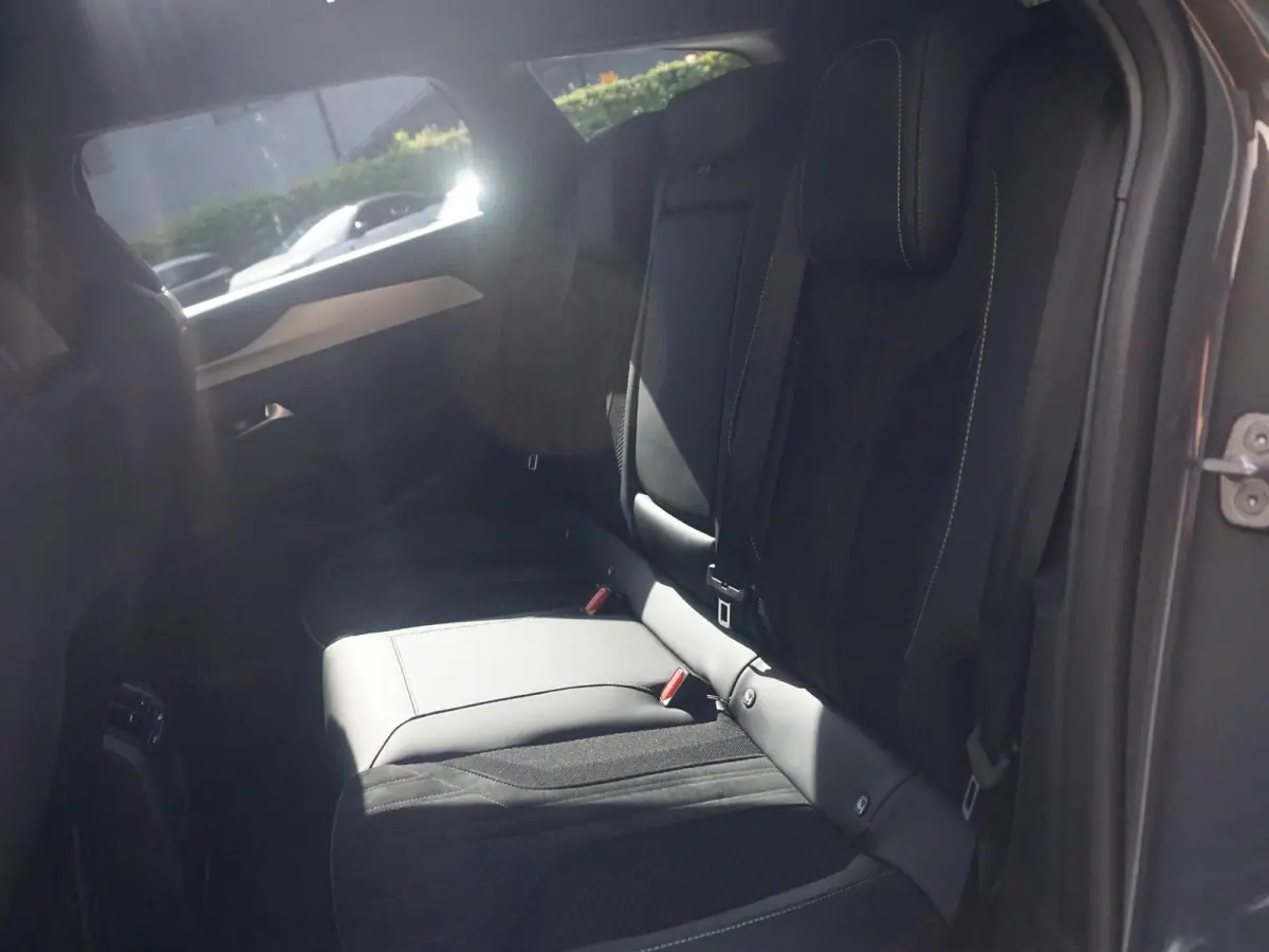 GT Avantage EV 54 kWh Elektrische achterklep l adaptief cruise control l 360 camera