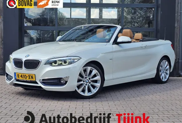 220i High Executive | Navi | Lederen sportstoelen | Afn. Trekhaak | Harman/Kardon