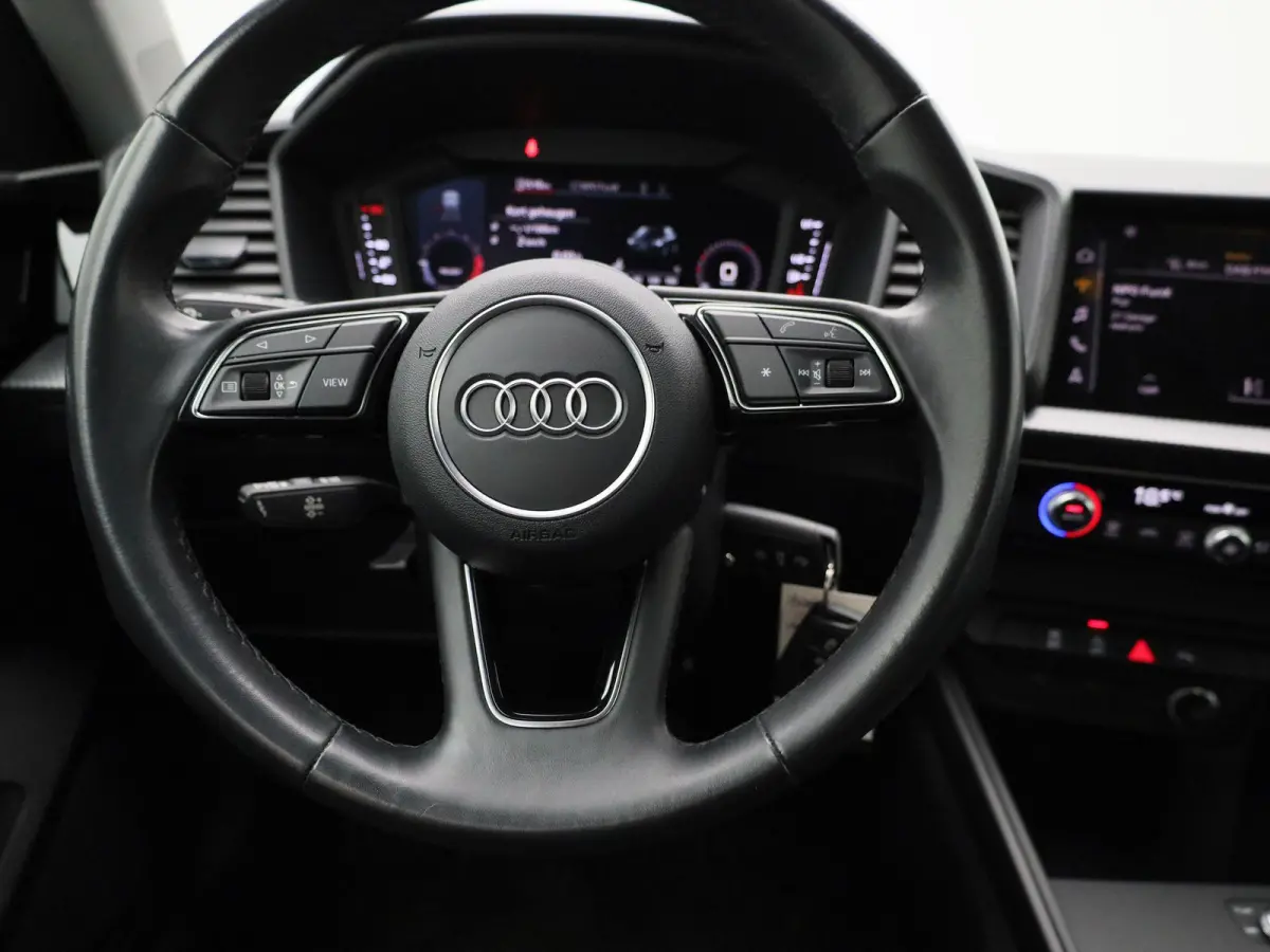 25 TFSI Attitude